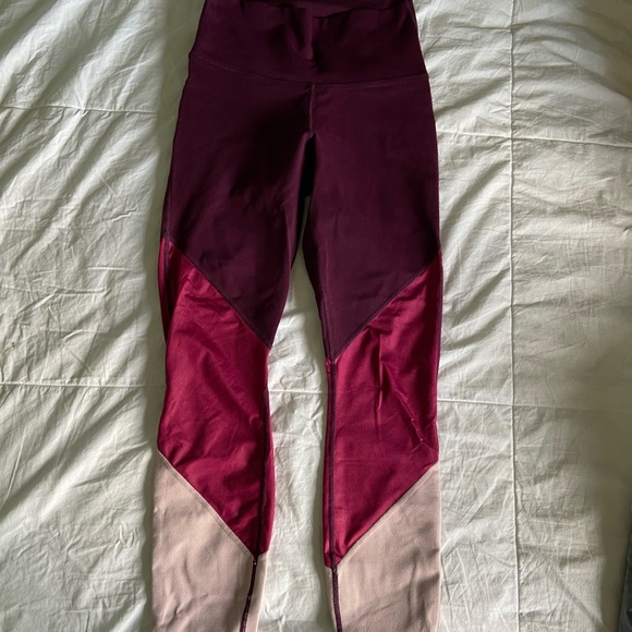 Fabletics Powerhold Leggings - Picture 2 of 2
